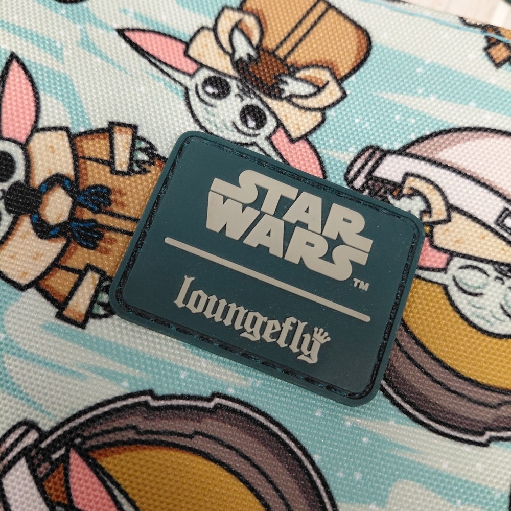 Star Wars Loungefly Baby Yoda Grogu Passport Crossbody Bag Mandalorian Mult Zip - Picture 15 of 16